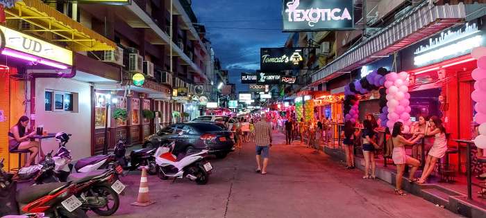 Nightlife on Soi 6 in Pattaya, Thailand