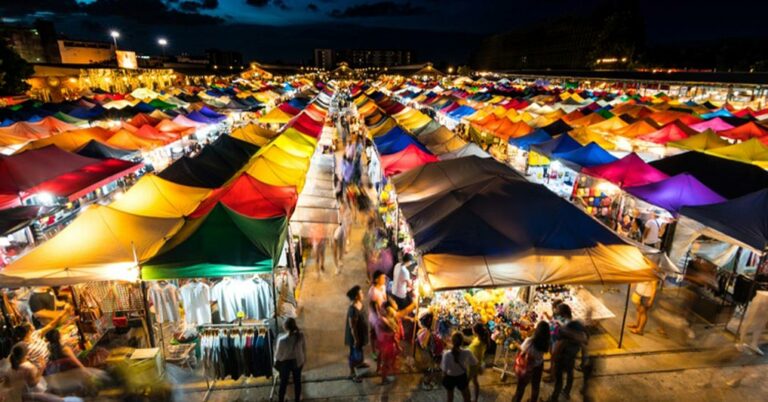 thepprasit-night-market-pattaya