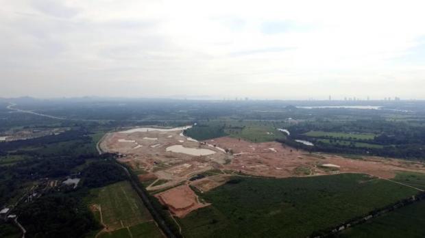 An aerial view of an 18-hole golf course on a 660-rai plot being developed by Siam Motors Group.