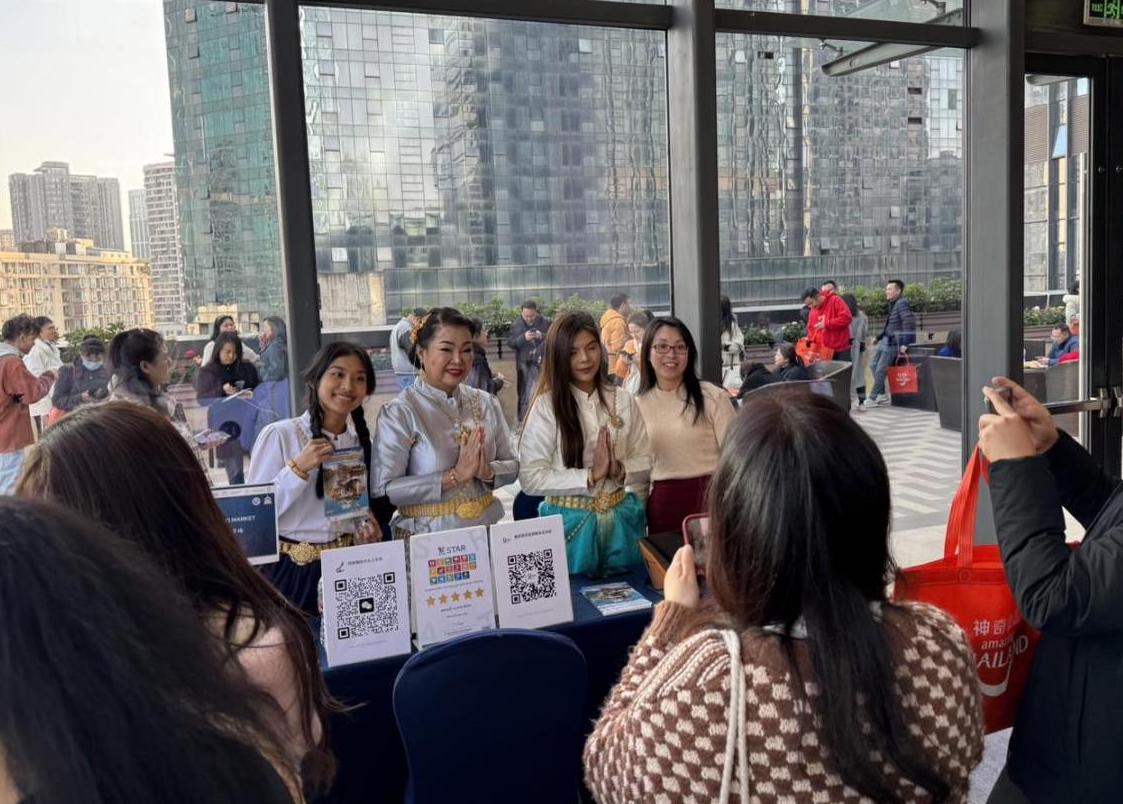 Thai tourism operators present their offerings to Chinese tour agents at a roadshow in Chengdu.